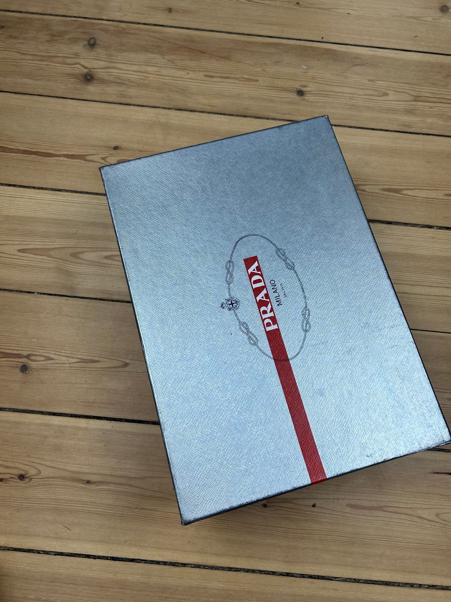 (46 / 10) Vintage Prada America’s Cup Black Satin