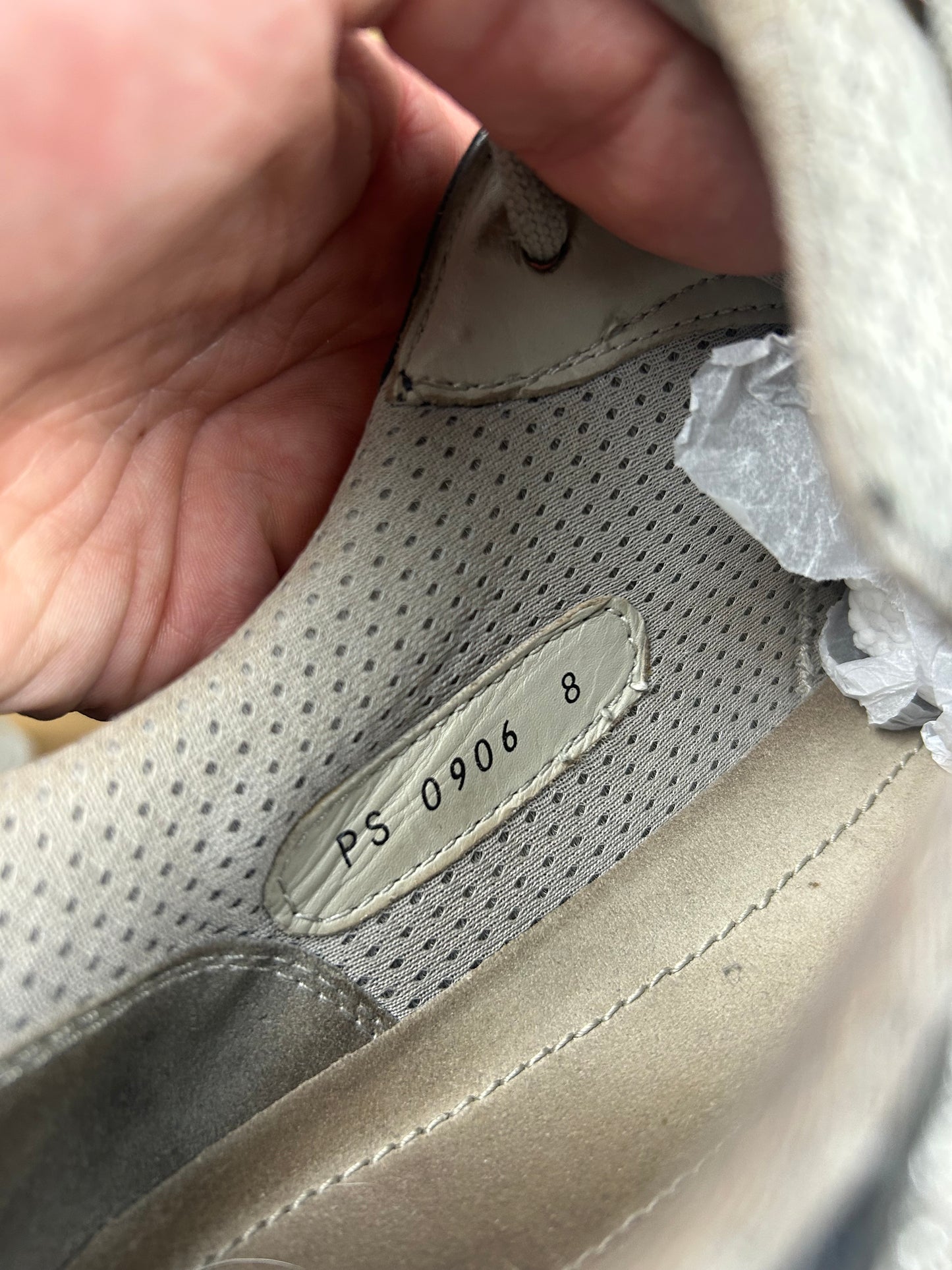 (44 / 8) Vintage Prada America’s Cup