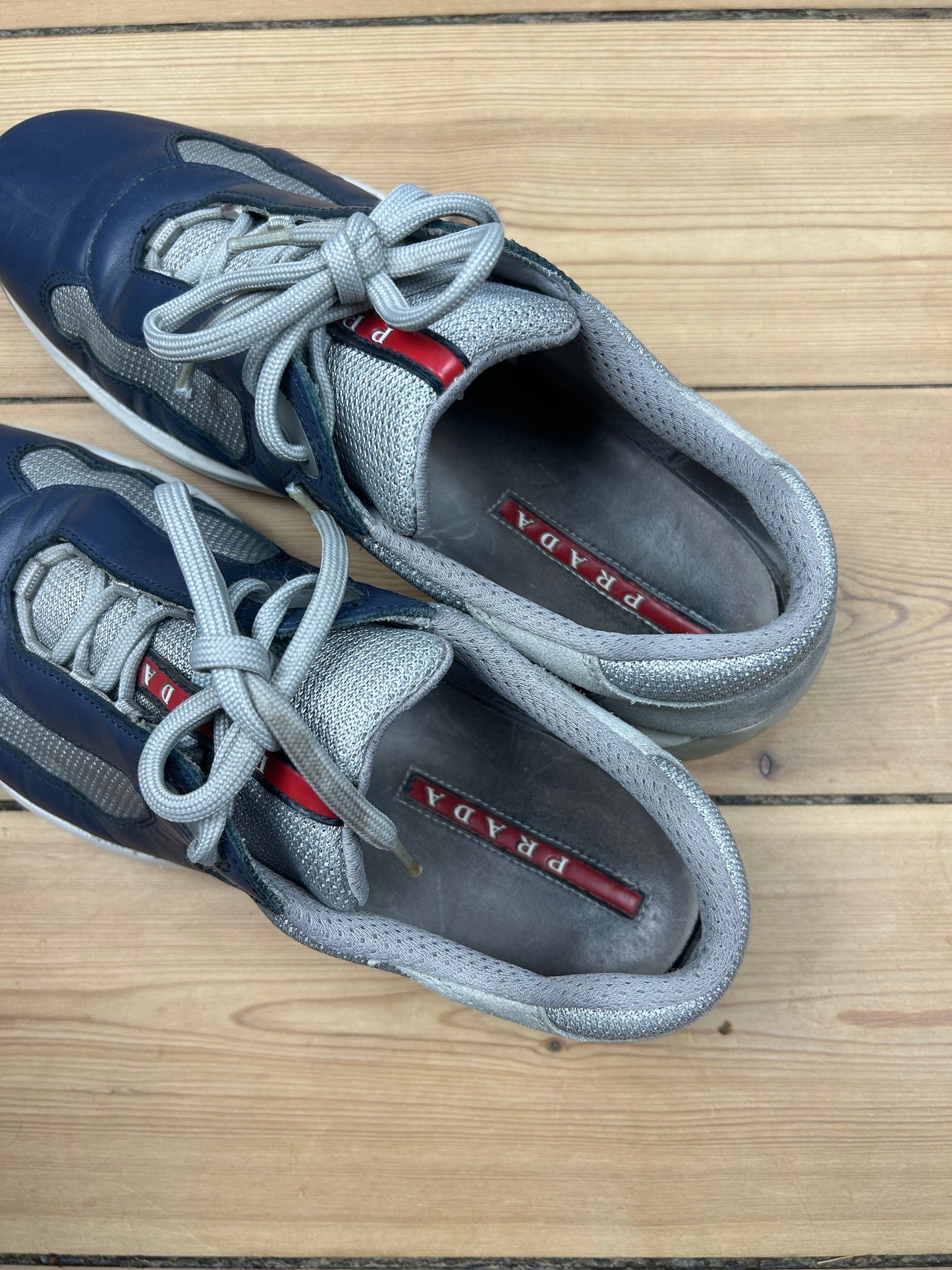 (44 / 8) Vintage Prada America’s Cup