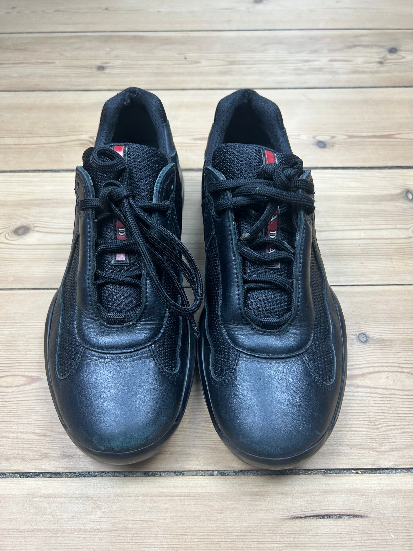 (41 / 5,5) Vintage Prada America’s Cup