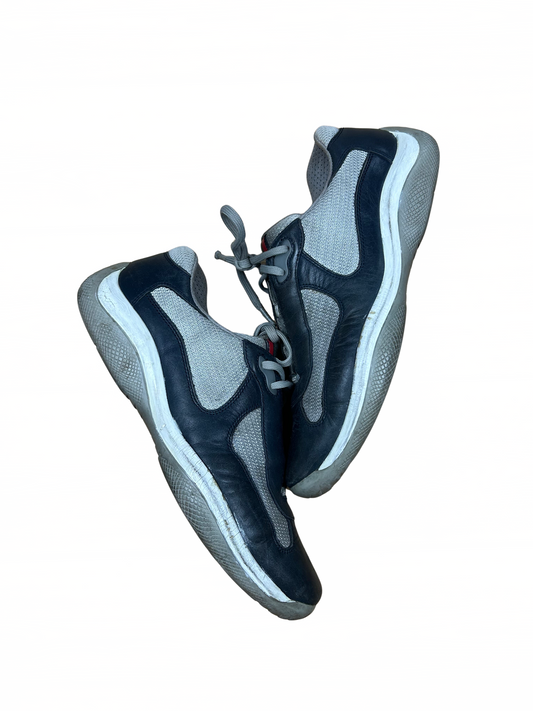 (44 / 8) Vintage Prada America’s Cup Navy