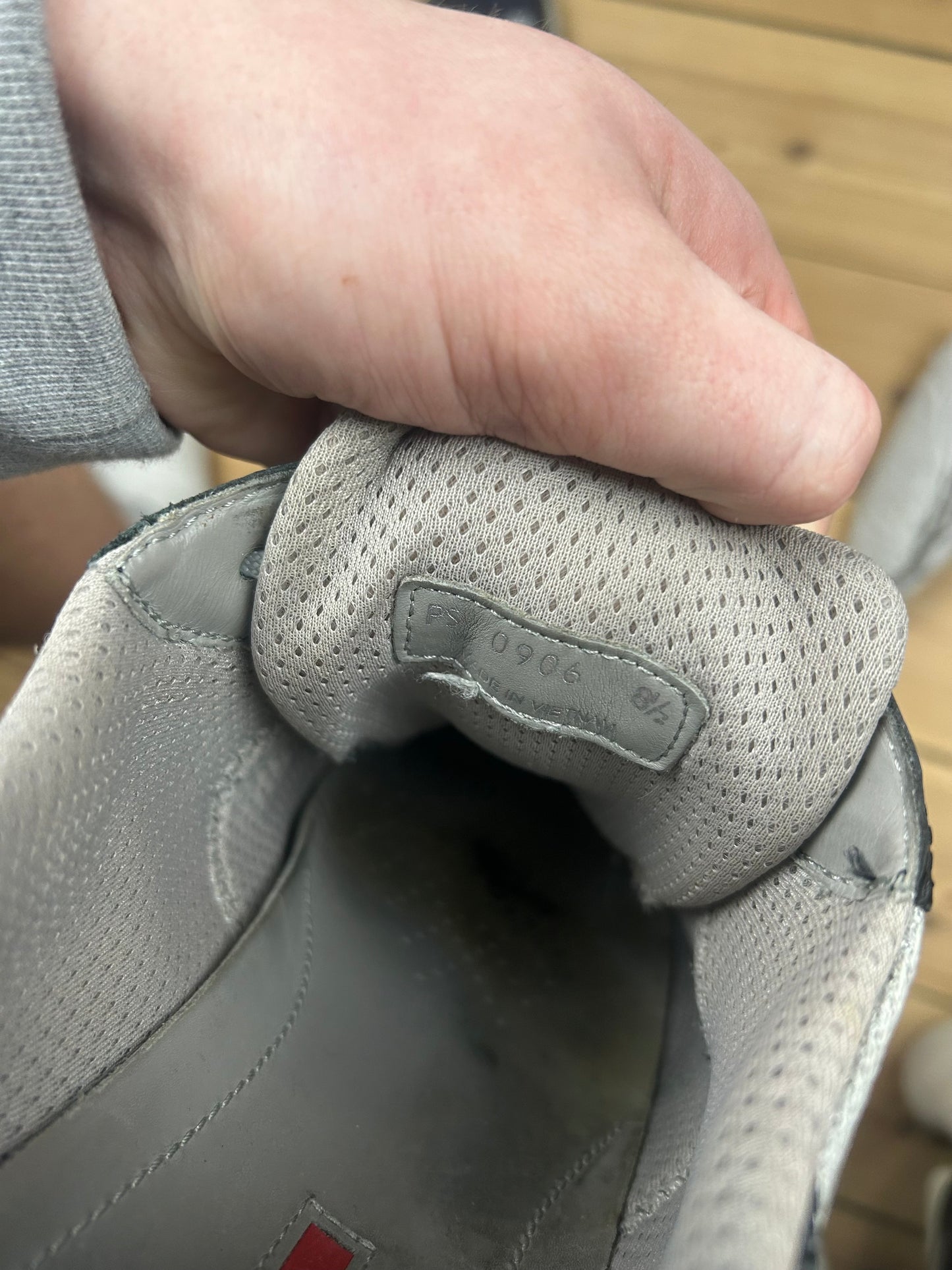 (44.5 / 8.5) Vintage Prada America's Cup