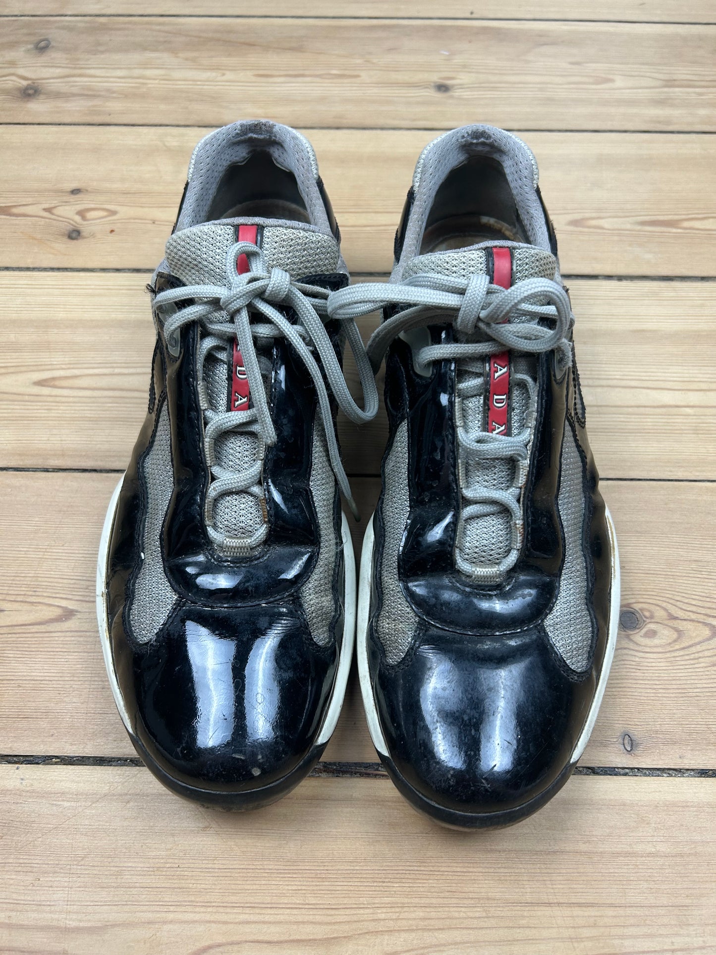 (46 / 10) Vintage Prada America’s Cup Black Satin