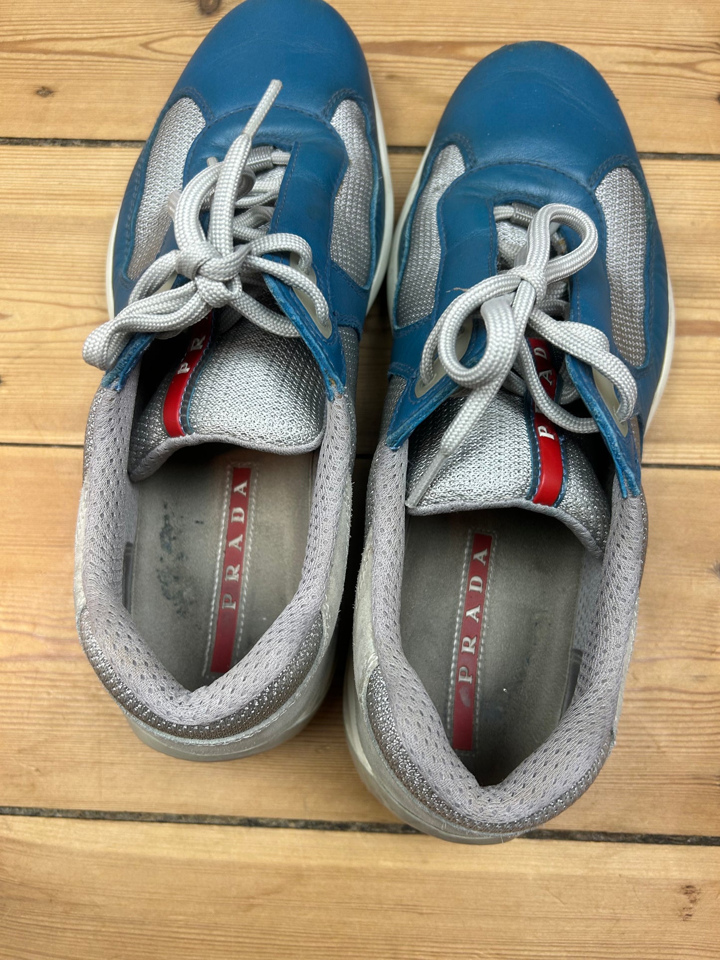 (42,5 / 7) Vintage Prada America’s Cup)