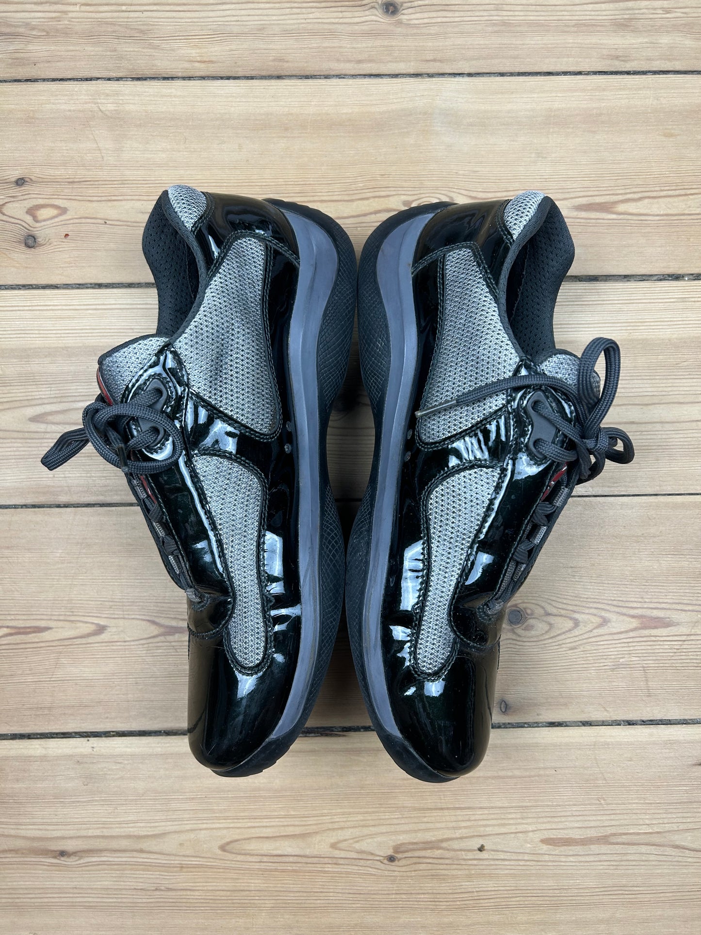 (45,5 / 9,5) Vintage Prada America’s Cup Satin