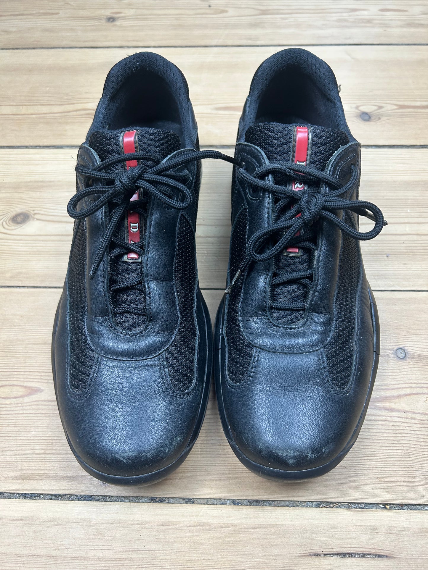 (40,5 / 39) Vintage Prada America’s Cup