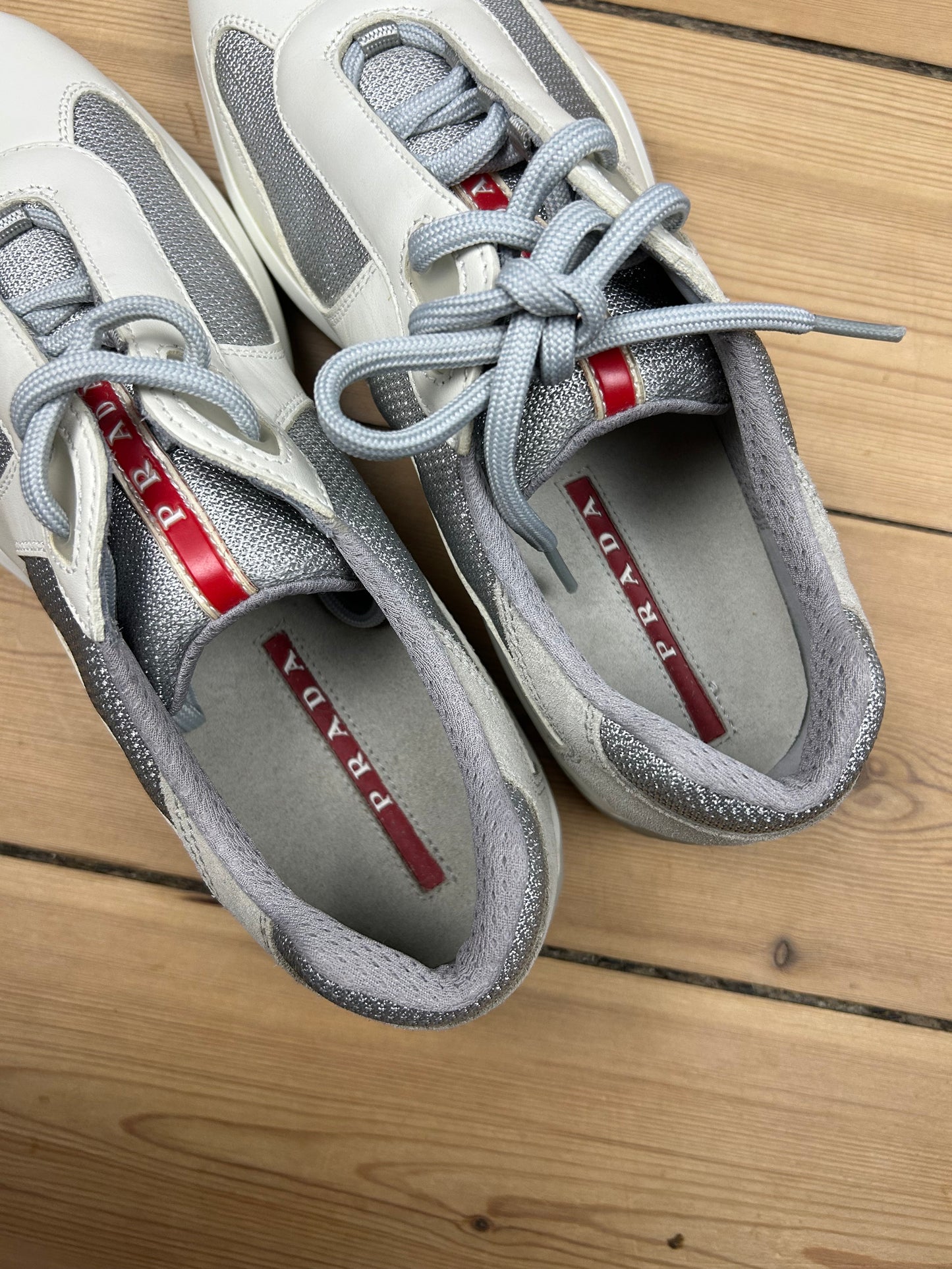 (42 / 6.5) Vintage Prada America's Cup