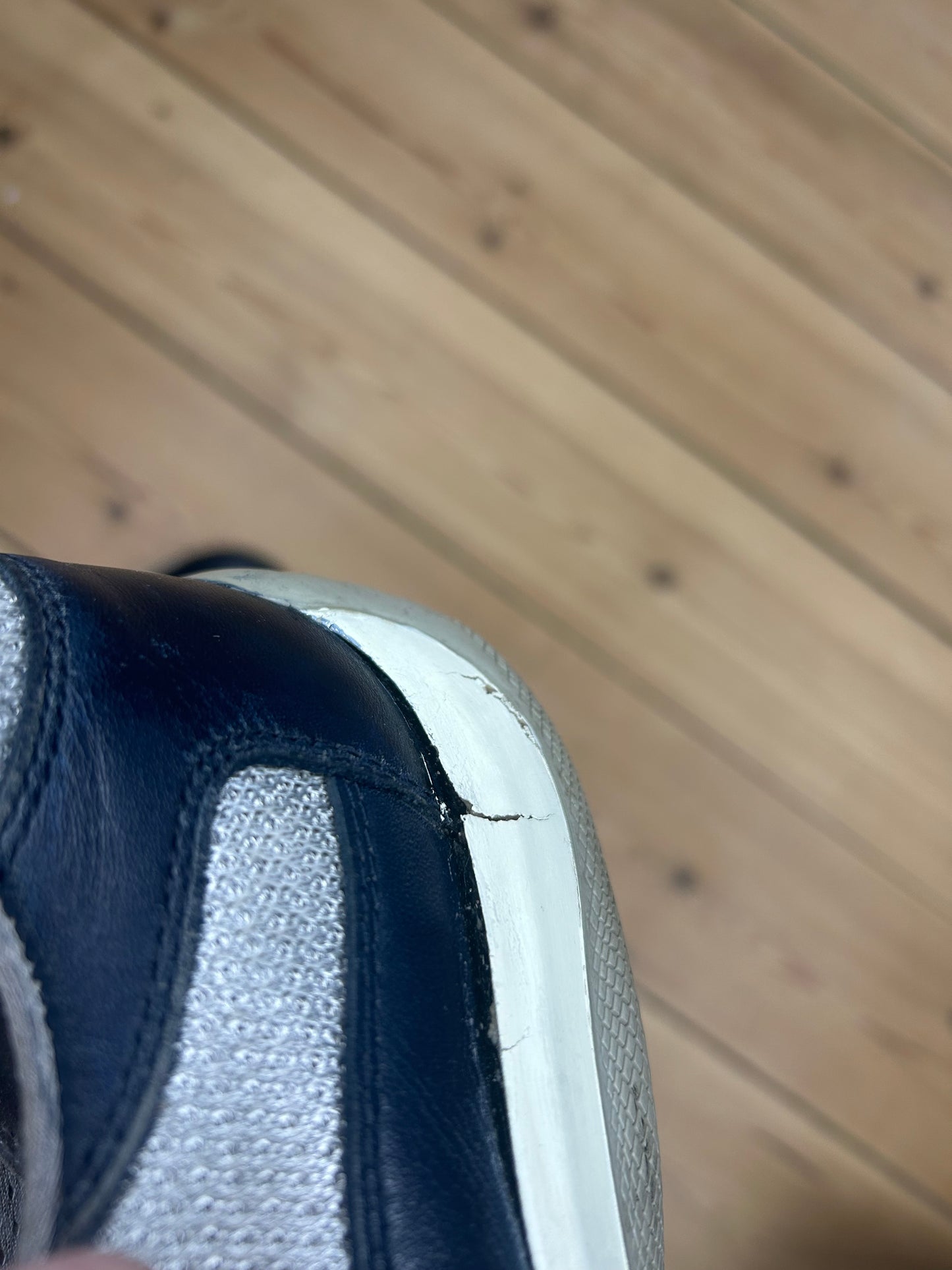 (44,5 / 8,5) Vintage Prada America's Cup Navy